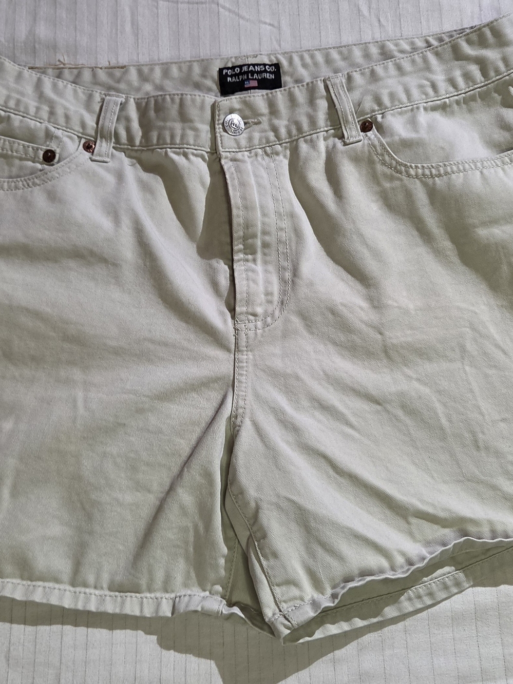 Vintage GAP Women's Size 14 Beige Denim Cut-off Shorts